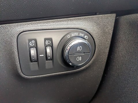 Vauxhall Corsa ENERGY 23