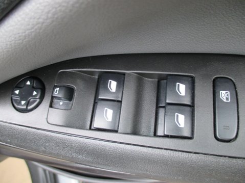 Vauxhall Crossland X 1.2 Elite Nav Euro 6 5dr 43