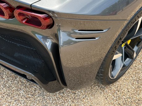 Ferrari SF90 SPIDER 42