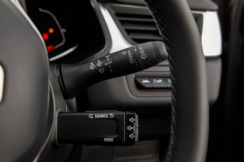 Renault Captur TECHNO E-TECH 17