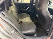 Mercedes-Benz A Class A 220 AMG LINE PREMIUM 32