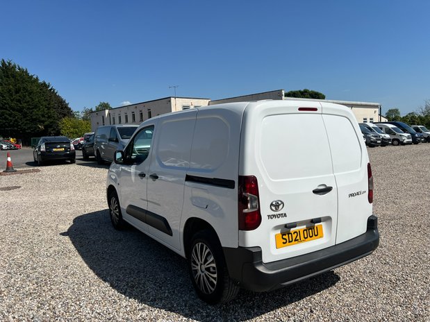 Toyota Proace City SWB L1H1 Low Roof Active Air Con EURO 6 NO VAT 8