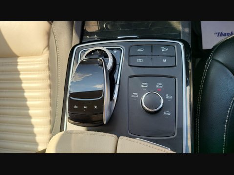 Mercedes-Benz GLE GLE 350 D 4MATIC AMG LINE PREMIUM PLUS 22