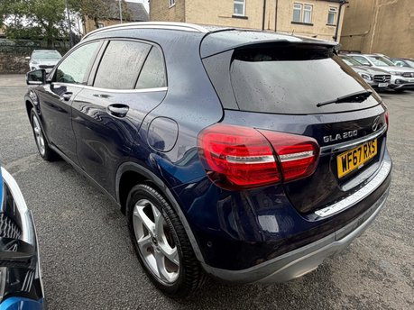 Mercedes-Benz GLA GLA 200 SPORT PREMIUM 4