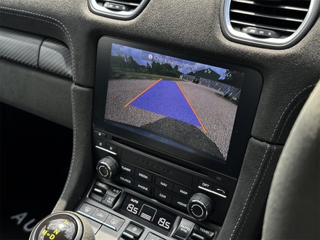 Porsche 718 CAYMAN GT4 RS PDK 95