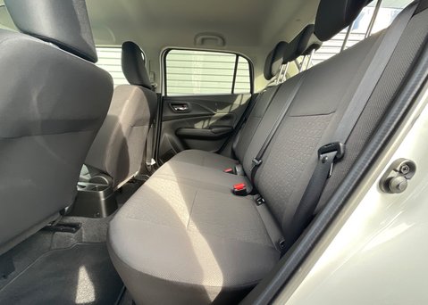 Suzuki Swift 1.2 Mild Hybrid Ultra AUTO 12