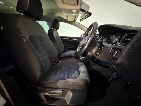 Volkswagen Golf GT TDI BLUEMOTION TECHNOLOGY 18
