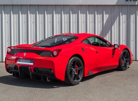Ferrari 458 Speciale 7