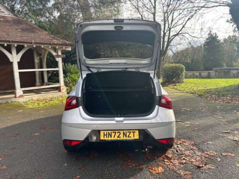 Hyundai i20 T-GDI PREMIUM MHEV 47