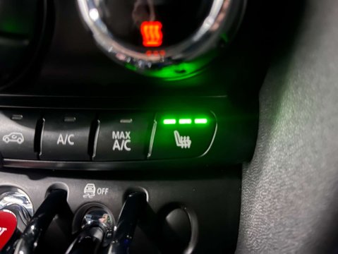 Mini Convertible 1.5 Cooper Classic 2dr 31