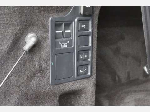 Land Rover Discovery DYNAMIC HSE 35