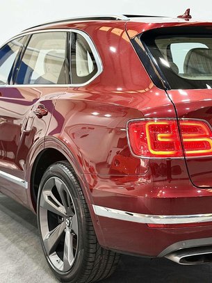 Bentley Bentayga 6.0 W12 SUV 5dr Petrol Auto 4WD Euro 6 (s/s) (608 ps) 2