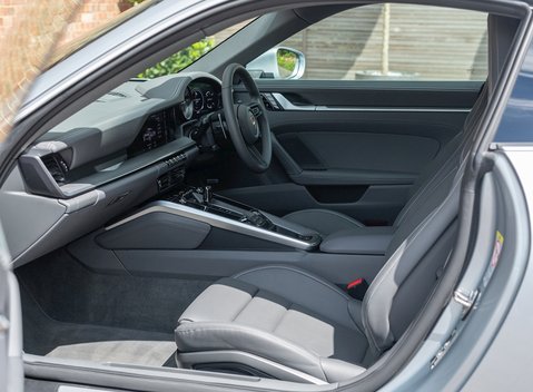 Porsche 911 Carrera S (992) 15