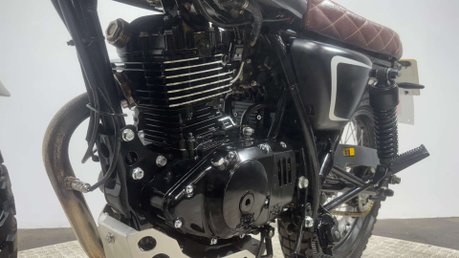 Mutt Mastiff 2022 ONLY 2K CAFE RACER NEW MOT VERY CLEAN LEARNER BIKE 125CC 29