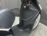 Piaggio Liberty 2021 1 OWNER ONLY 1200 MILES TOP BOX 125CC SCOOTER BIKE 34