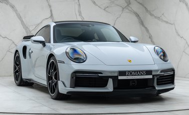 Porsche 911 Turbo S (992) 6