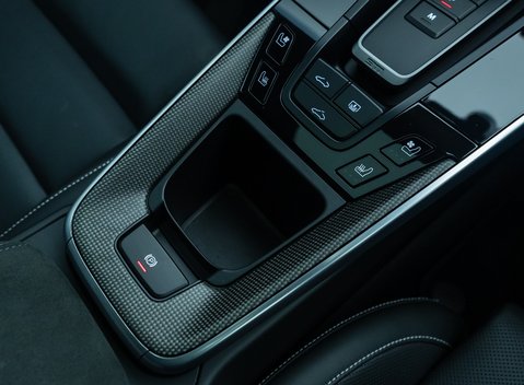 Porsche 911 Turbo S (992) 26