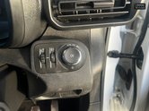 Vauxhall Combo SWB L1H1 Low Roof Sportive 2300 Air Con Sensors EURO 6 NO VAT 28