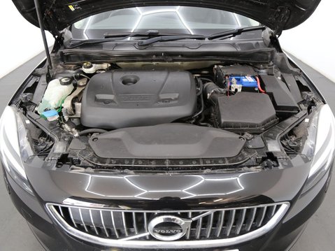Volvo V40 2.0 T2 Inscription Euro 6 (s/s) 5dr 27