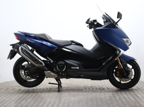 Yamaha Tmax XP 530 D-A TMAX DX