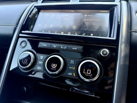 Land Rover Discovery SD6 HSE 43