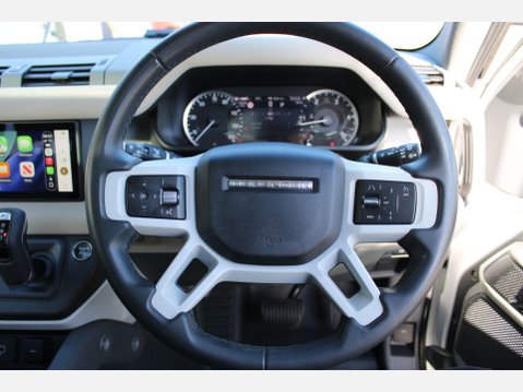 Land Rover Defender 3.0 D300 MHEV X-Dynamic SE SUV Auto 4WD 18