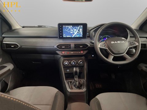 Dacia Jogger 1.6 Hybrid EXTREME MPV 5dr Petrol Hybrid Auto Euro 6 (s/s) (140 ps) 19