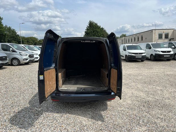 Volkswagen Caddy Maxi LWB L2H1 Low Roof Startline Nav Ply EURO 6 NO VAT 9