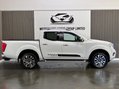 Nissan Navara 2.3 dCi Tekna 4WD Euro 6 (s/s) 4dr 22