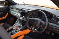Lamborghini Urus V8 26