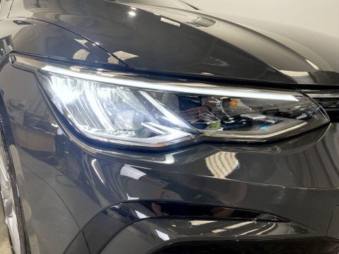 Volkswagen Golf 1.5 eTSI MHEV R-Line Hatchback 5dr Petrol Hybrid DSG Euro 6 (s/s) (150 ps) 9