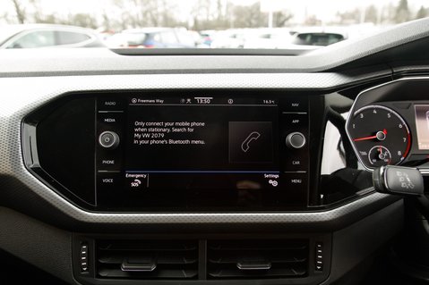 Volkswagen T-Cross ACTIVE TSI DSG 25