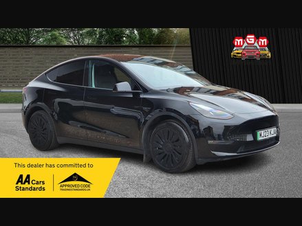 Tesla Model Y LONG RANGE AWD