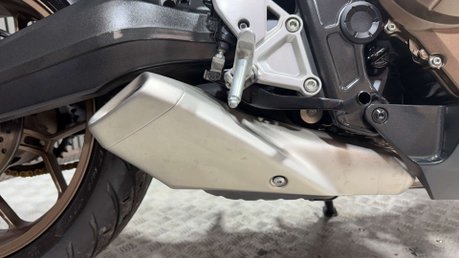 Honda CB650R 2020 NEO SPORT CAFE 9K MODERN CLASSIC 650CC 32
