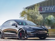 Tesla Model 3 PERFORMANCE AWD 1