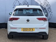Volkswagen Golf LIFE TSI 8