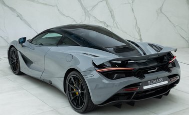 McLaren 720S Performance 14