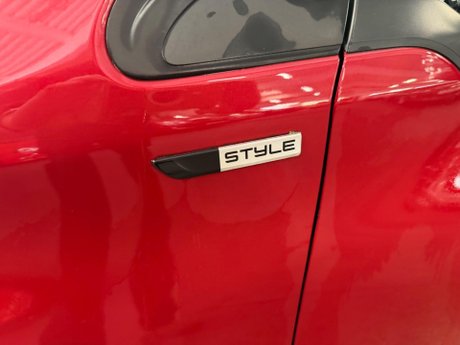 Peugeot 208 1.2 VTi Style Euro 5 5dr 35