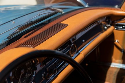 Mercedes-Benz SL 280 Pagoda 51