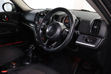 Mini Countryman COOPER S E ALL4 6