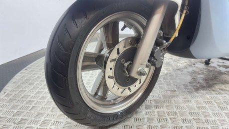 SYM Fiddle 2018 11K NEW MOT CLEAN 200CC SCOOTER 32