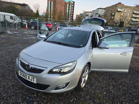 Vauxhall Astra 1.6 16v SRi Auto Euro 5 5dr 9