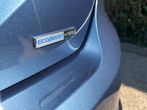 Ford Fiesta ST-LINE X MHEV 10