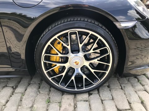 Porsche 911 (991) 3.8 Turbo S PDK 4WD Coupe 48