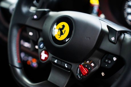 Ferrari F8 3.9 F8 Tributo Semi-Auto 2dr 32