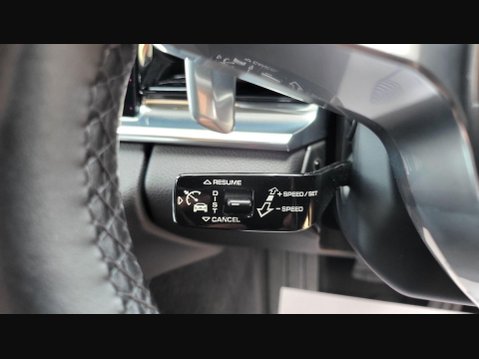 Porsche Panamera 4 10 YEARS EDITION PDK 35