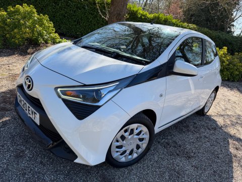 Toyota Aygo 1.0 VVT-i x-play Euro 6 5dr 5