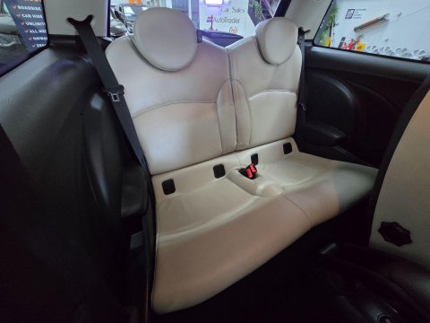 Mini Hatch 1.6 Cooper S Euro 5 (s/s) 3dr 14