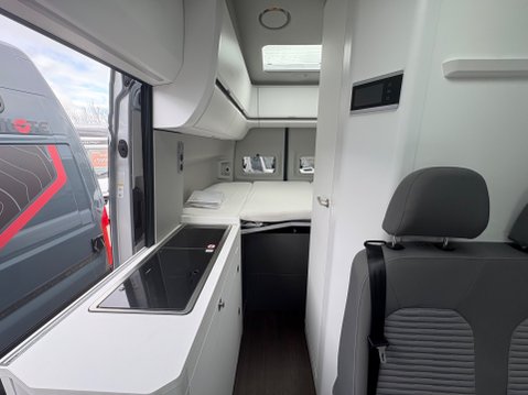 Volkswagen Grand California 2