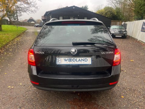 Skoda Octavia SE L TSI DSG 14